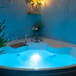 Casina In Via Foria
