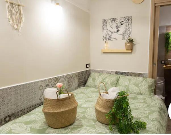 Casina In Via Foria Bed & Breakfast Naples