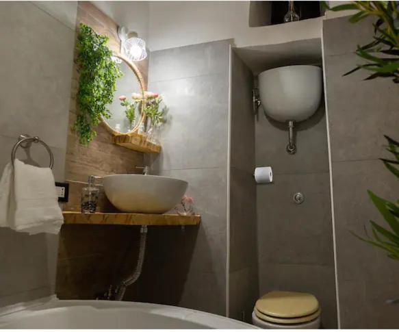 Casina In Via Foria *