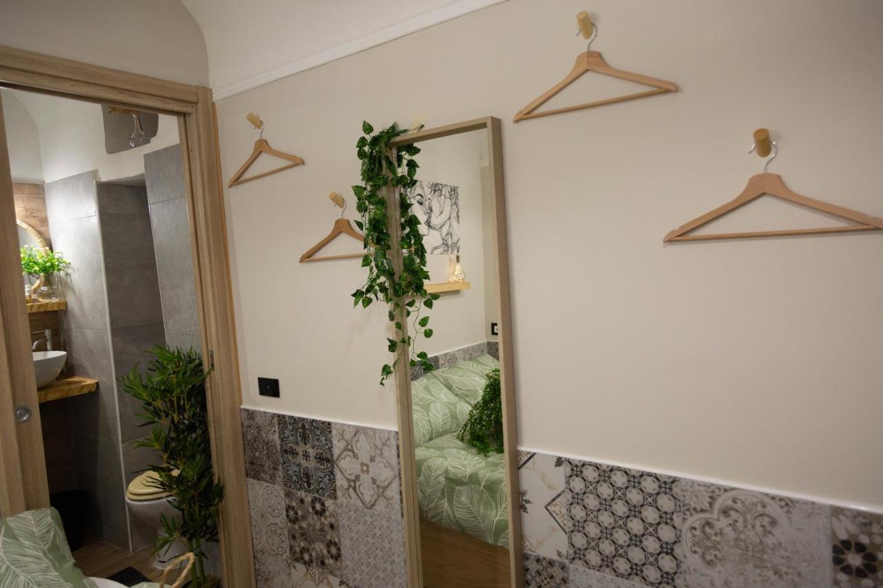 Casina In Via Foria *